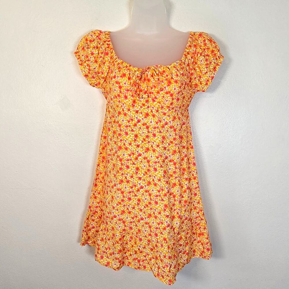 No Boundaries Baby Doll Dress Women's S Yellow Orange Dainty Floral Milk Maid